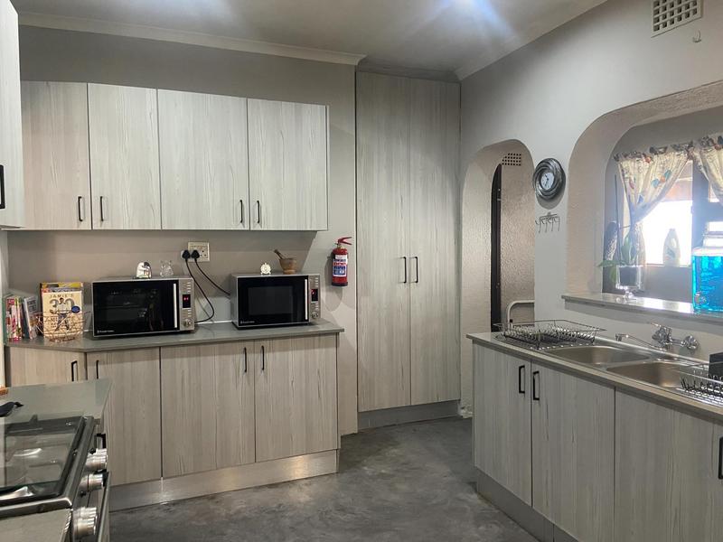 3 Bedroom Property for Sale in Oakdale Western Cape